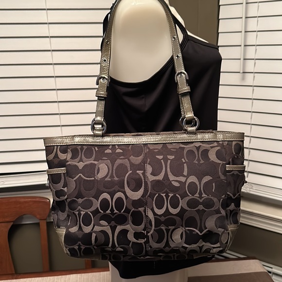 Coach gallery optic tote - Picture 3 of 16